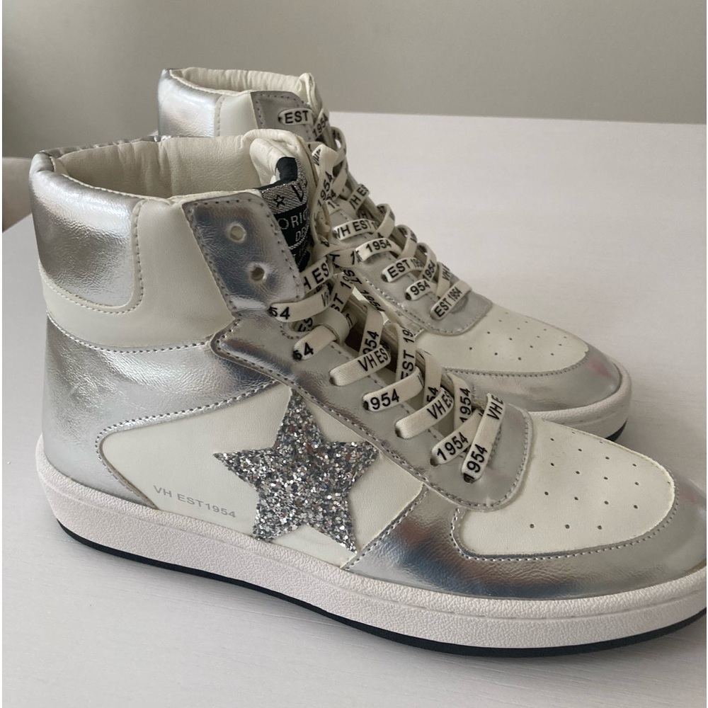 Vintage Havana Silver Glitter Star High Top Sneakers / NWOT